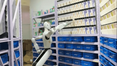 2025人形机械人年度清点：从舞台到工场“量产元